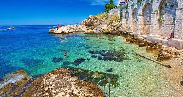 Cuore Di Ρόβινι